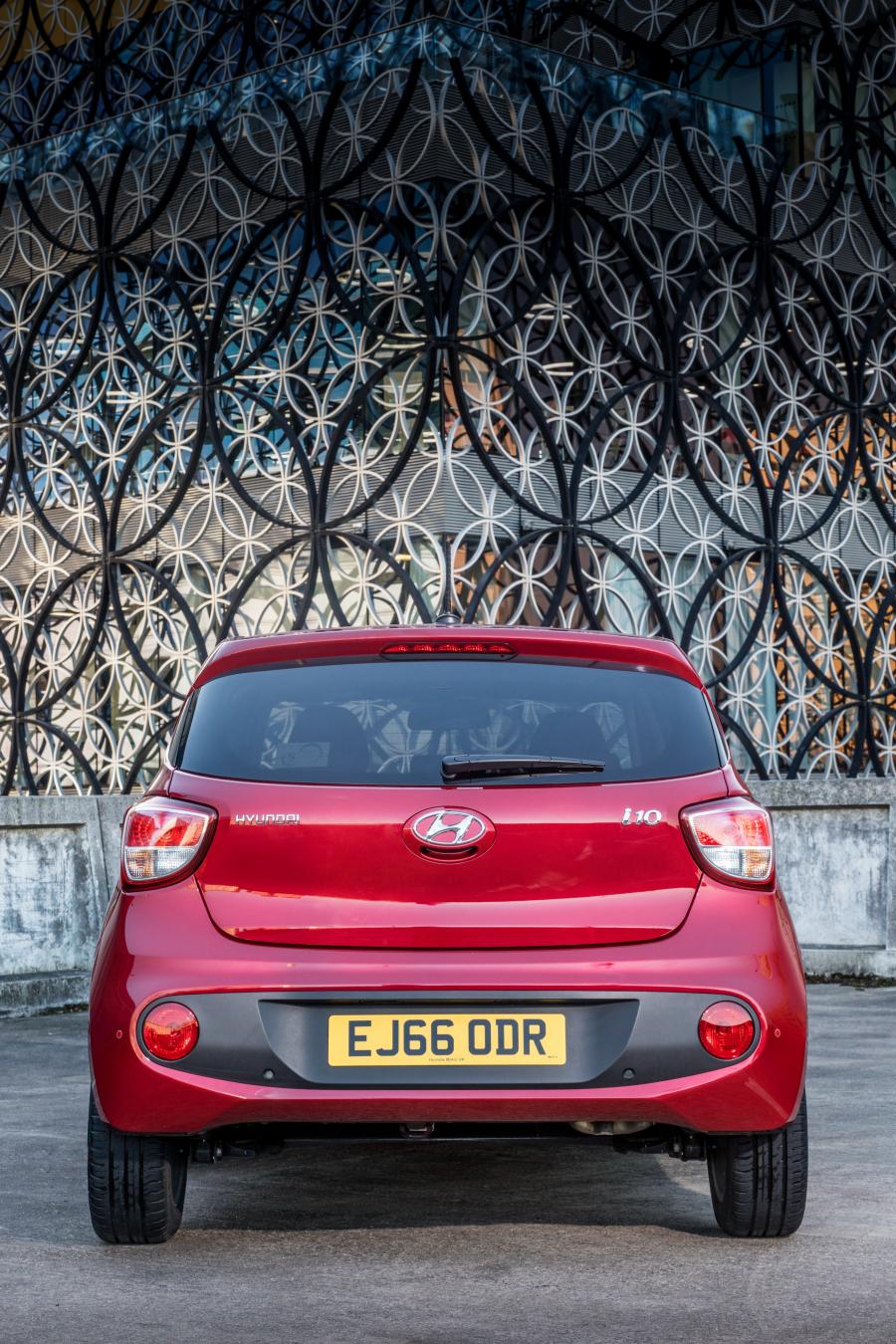  Hyundai i10 2016 года  (UK) (фото 20 из 41)